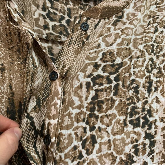 Twig Animal Print Blouse - Picture 9 of 12